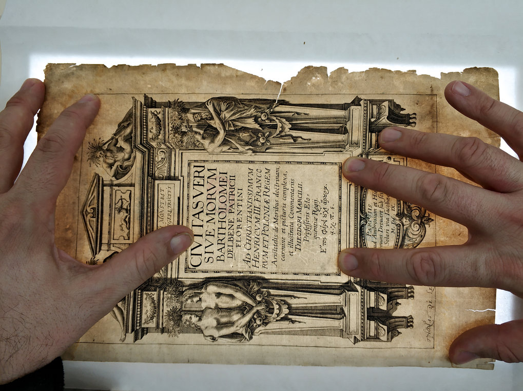 <p>Rare book digitization</p>
