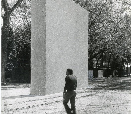 Mauro Staccioli, photomontage for the Venice Biennale, 1978, cardboard glued on photographic print, Mauro Staccioli Archive