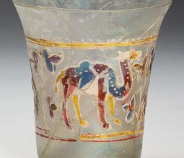Glass Vessels, Camel Imagery, House Façades: The Venetian Art of Commodities (13th – 14th Centuries) Glass Vessels, Camel Imagery, House Façades: The Venetian Art of Commodities (13th – 14th Centuries)
